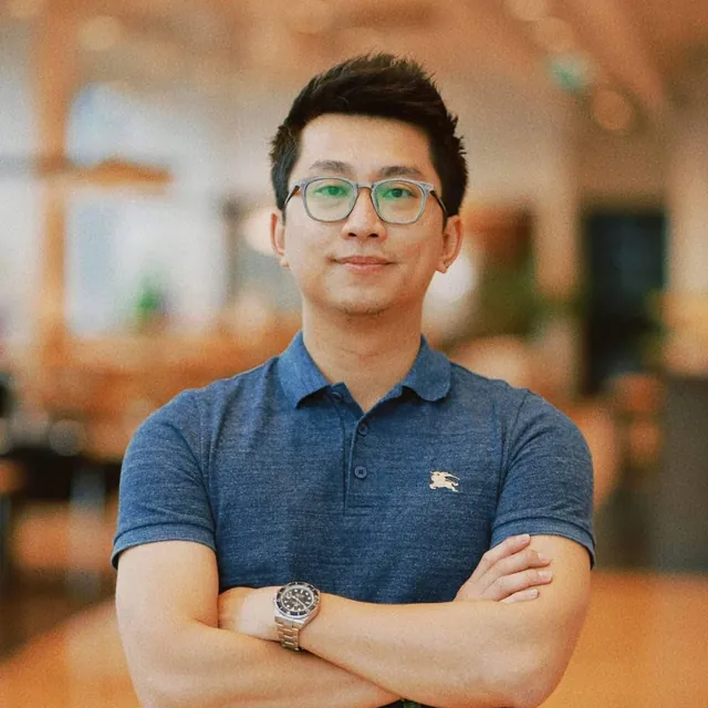 Cris D. Tran